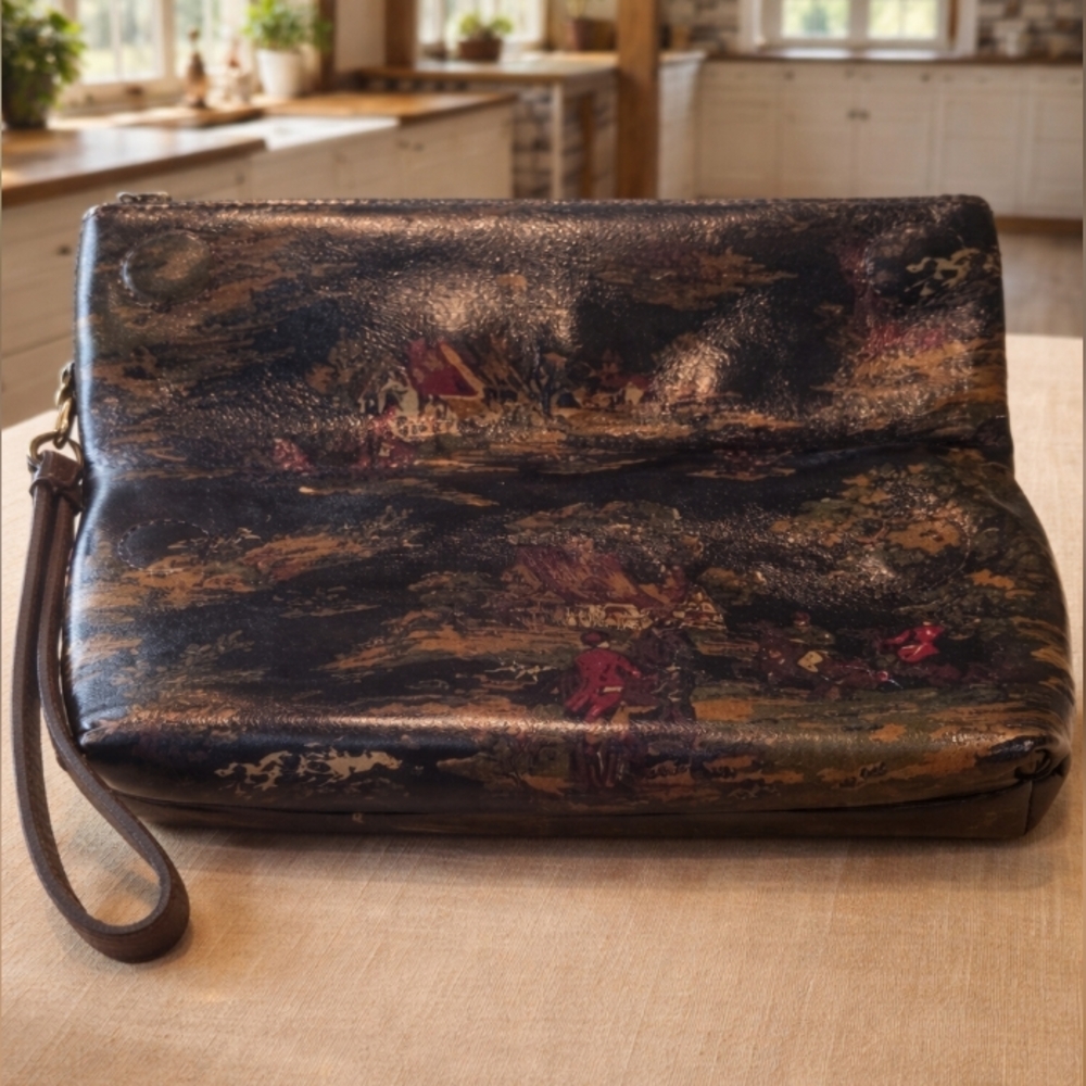 NWT Patricia Nash VALERIE fold-over Wristlet Clutch In Kent Countryside Pattern - Picture 3 of 6